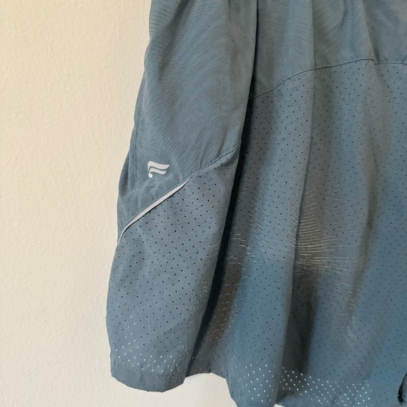 FABLETICS Perforated Running Shorts XXL - Picture 6 of 7